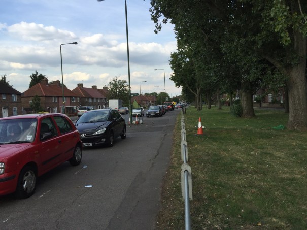 PreparingForATourOfRosehillWithCllrManuelAbellan_IMG_8973_Sutton_StHelier_BishopsfordRoad