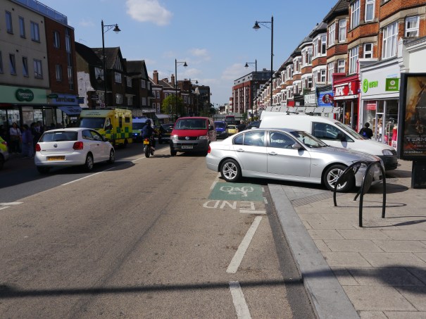 IdeasForBoostingSuttonsCyclingAspirations_P1220437_WoodcoteRoad_20150619