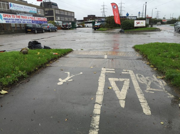 BeddingtonTourNovember2015_IMG_4410_Sutton_BeddingtonNorth_BeddingtonLane