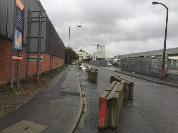 BeddingtonTourNovember2015_IMG_4488_Sutton_BeddingtonNorth_EndeavourWay