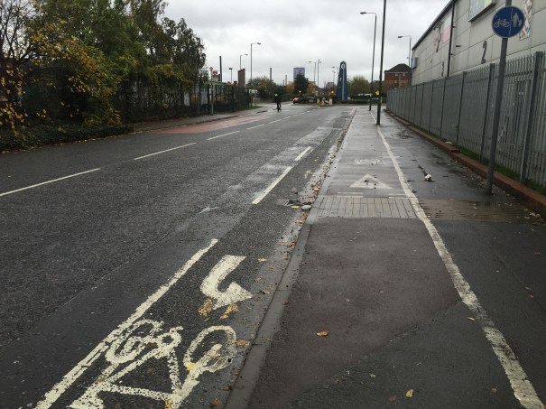 BeddingtonTourNovember2015_IMG_4510_Sutton_BeddingtonNorth_CoomberWay_EndeavourWay