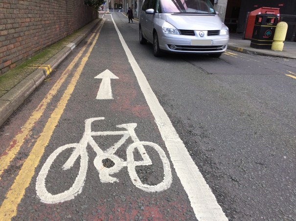 ManorLaneContraflow_IMG_0064_Sutton_SuttonCentral_GibsonRoad_Contraflow_Copy