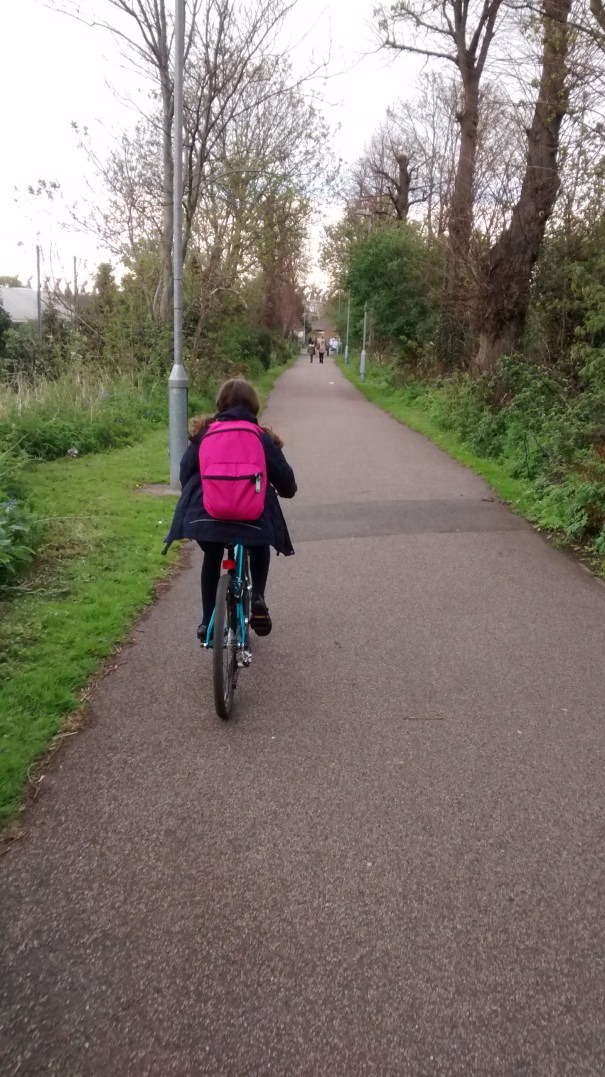 CyclingToSchool2016_IMG_154424411